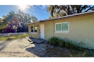 400 PETERS ST, WILDWOOD, FL 34785 - MLS#MFRS5141644