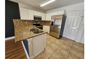 608 CRESTING OAK CIRCLE, ORLANDO, FL 32824 - MLS#MFRS5141686