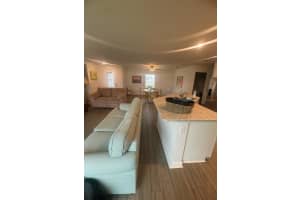 2132 Pecos Dr Kissimmee, FL 34759 - Off Market