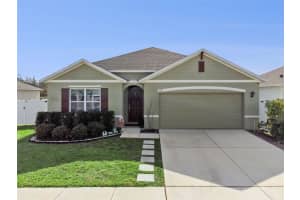 1073 Preserve Dr, DAVENPORT