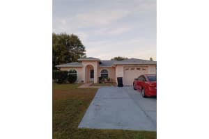 707 Dromedary Dr, KISSIMMEE