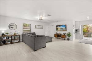 5127 GLASGOW AVENUE, ORLANDO, FL 32819 - MLS#MFRS5142035