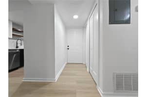 805 SKY LAKE CIRCLE, ORLANDO, FL 32809 - MLS#MFRS5142193