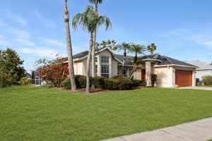 2421 QUEENSWOOD CIRCLE, KISSIMMEE, FL 34743 - MLS#MFRS5142308