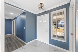 2737 FOXWOOD COURT, ORLANDO, FL 32818 - MLS#MFRS5142395