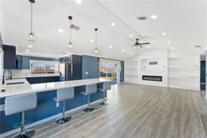 2737 FOXWOOD COURT, ORLANDO, FL 32818 - MLS#MFRS5142395