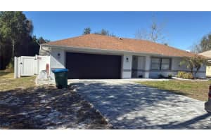 2010 Appian Ct, DELTONA