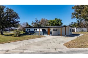 1130 CAREFREE COVE DRIVE, WINTER HAVEN, FL 33881 - MLS#MFRS5142654