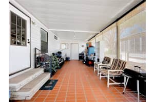 6 CAYMAN CIRCLE, UMATILLA, FL 32784 - MLS#MFRS5142684