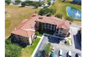 909 CHARO PARKWAY, DAVENPORT, FL 33897 - MLS#MFRS5142823