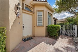 8400 NICHOLLS POINT, WEST PALM BEACH, FL 33411 - MLS#MFRS5142983