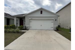 2626 Angel Falls Dr, DAVENPORT