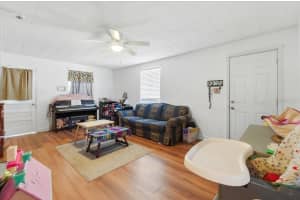 104 14TH STREET, WINTER HAVEN, FL 33884 Sold 03/16/26