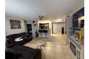 401 FOUNTAINHEAD CIRCLE, KISSIMMEE, FL 34741 - MLS#MFRS5143301