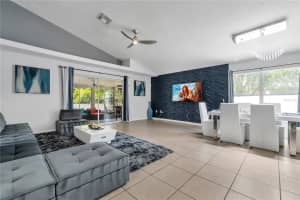 247 OAK CHASE PLACE, DAVENPORT, FL 33896 - MLS#MFRS5143389