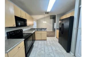 931 EMERALD GREEN COURT, KISSIMMEE, FL 34746 - MLS#MFRS5143546