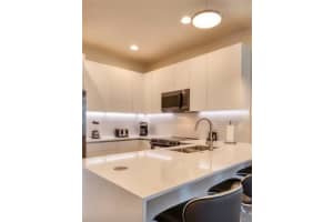 17529 HIDDEN FOREST DR, CLERMONT, FL 34714 - MLS#MFRS5143657