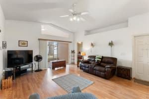 5750 HARBOR ISLE BOULEVARD, WINTER HAVEN, FL 33884 - MLS#MFRS5143689