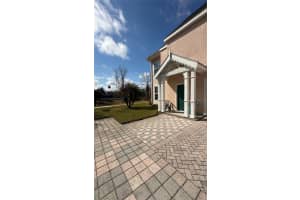 5006 Mangrove Aly #201, KISSIMMEE