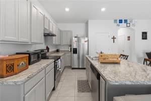 305 FELTRIM RESERVE BOULEVARD, DAVENPORT, FL 33837 - MLS#MFRS5143762