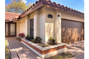 8019 MADEIRA COURT, ORLANDO, FL 32836 - MLS#MFRS5143915