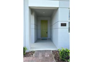 19044 BLUELEAF STREET, ORLANDO, FL 32827 - MLS#MFRS5144077