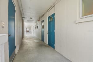 2131 LAKEVIEW DRIVE, SEBRING, FL 33870 - MLS#MFRS5144203