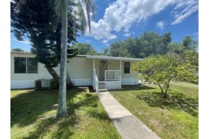 1656 Haddock St, ST CLOUD