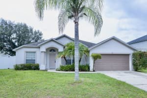 818 CARROUSEL LANE, KISSIMMEE, FL 34759 - MLS#MFRS5144493