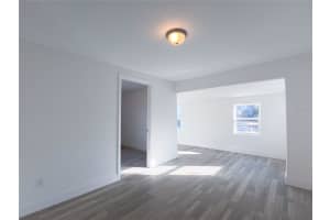 702 HILLSBORO STREET, PLANT CITY, FL 33563 - MLS#MFRS5144649