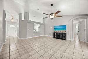 1122 HACKBERRY DRIVE, ORLANDO, FL 32825 - MLS#MFRS5144721