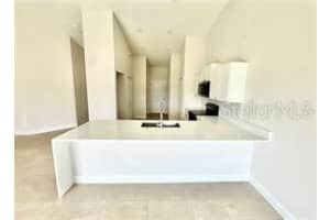 2427 CONTINENTAL BOULEVARD, ORLANDO, FL 32808 - MLS#MFRS5144821