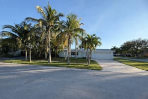 8760 21ST STREET, SUNRISE, FL 33322 - MLS#MFRS5144863