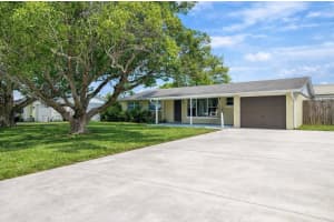 1407 MOSELLE AVENUE, ORLANDO, FL 32807 - MLS#MFRS5144920