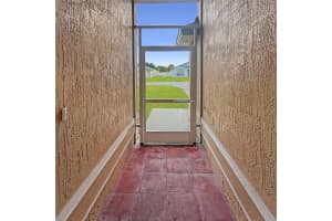 44 SAINT KITTS CIRCLE, WINTER HAVEN, FL 33884 - MLS#MFRS5144922