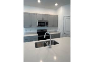 2958 CANARY AVENUE, DAVENPORT, FL 33837 - MLS#MFRS5144936