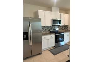 2184 DOE RUN DRIVE, DAVENPORT, FL 33837 - MLS#MFRS5144997