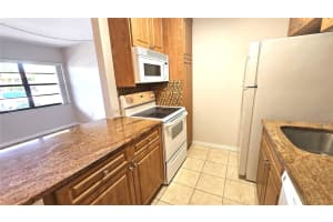 8 QUAILS RUN BOULEVARD, ENGLEWOOD, FL 34223 - MLS#MFRS5145001