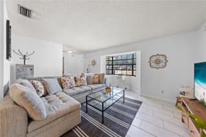 461 PROVIDENCE BOULEVARD, DELTONA, FL 32725 - MLS#MFRS5145100