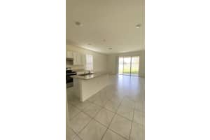 121 FELTRIM RESERVE BOULEVARD, DAVENPORT, FL 33837 - MLS#MFRS5145330