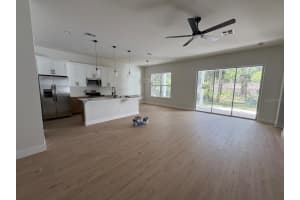 320 HOWARD AVENUE, ORANGE CITY, FL 32763 - MLS#MFRS5145436