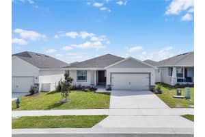 1460 Fleur Dr, DAVENPORT