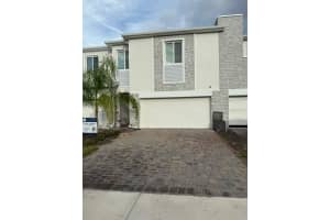 232 NINE IRON DRIVE, DAVENPORT, FL 33896 - MLS#MFRS5145535