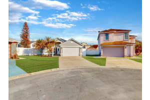 210 CORAL REEF CIRCLE, KISSIMMEE, FL 34743 - MLS#MFRS5145764