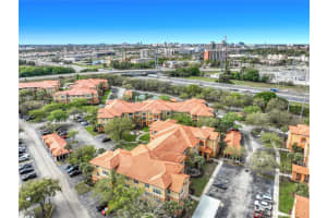 5471 VINELAND #7109, ORLANDO, FL 32811 - MLS#MFRS5145771