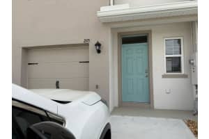 2195 Longleaf Rd, DAVENPORT