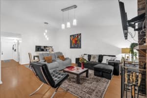 7 ESCONDIDO CIRCLE, ALTAMONTE SPRINGS, FL 32701 - MLS#MFRS5145891