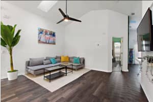 431 LOCKBREEZE DRIVE, DAVENPORT, FL 33897 - MLS#MFRS5145993