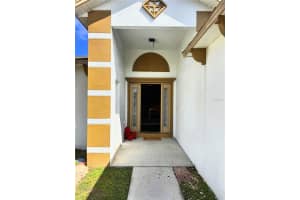 3661 QUEENS COVE BOULEVARD, WINTER HAVEN, FL 33880 - MLS#MFRS5146164