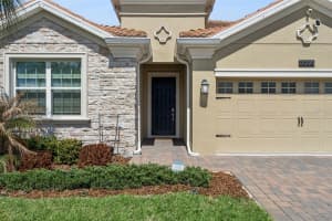 8999 CROQUET COURT, DAVENPORT, FL 33896 - MLS#MFRS5146176